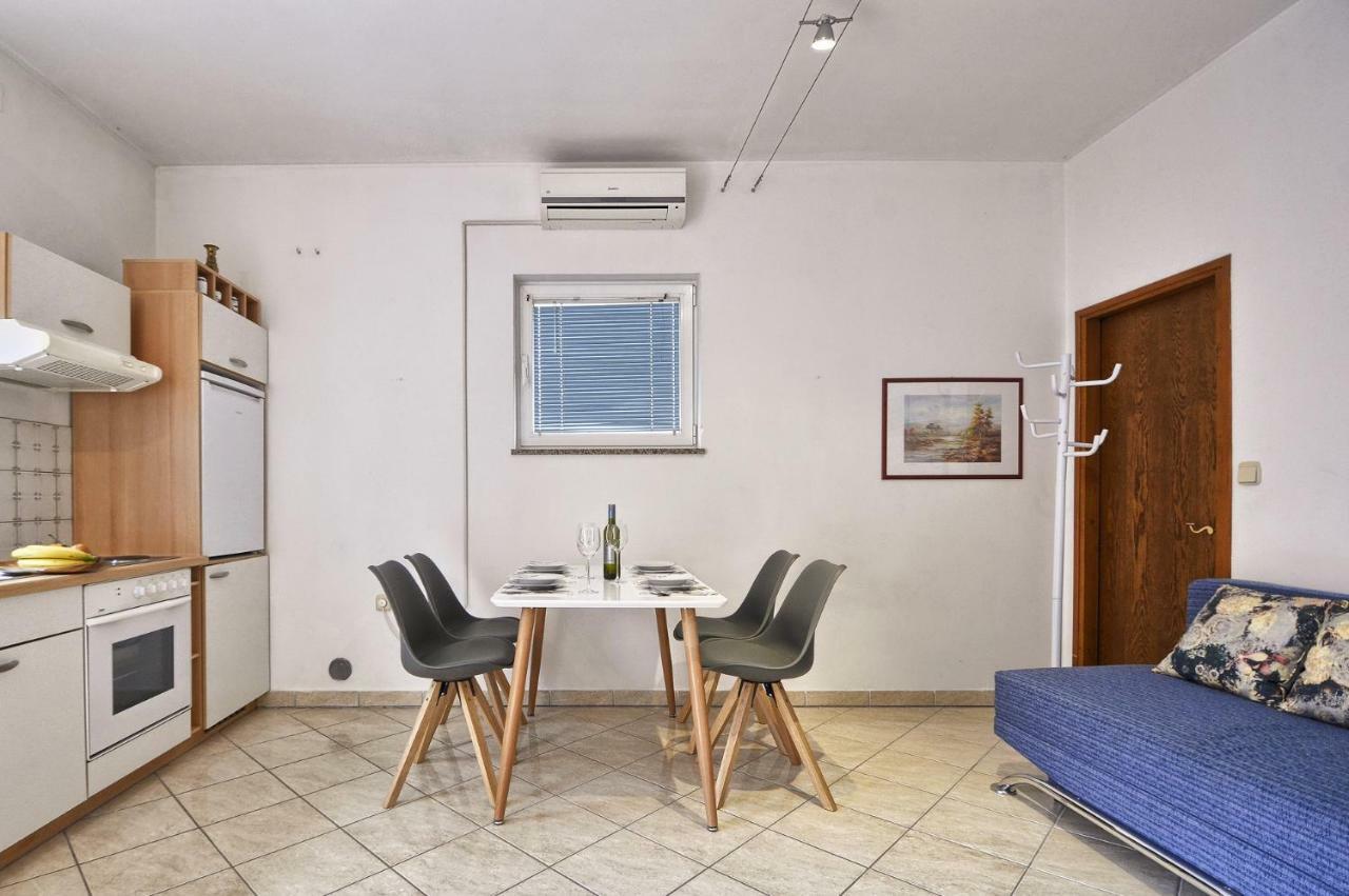 Apartments Picco Pula Exterior photo