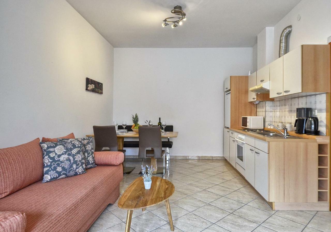 Apartments Picco Pula Exterior photo