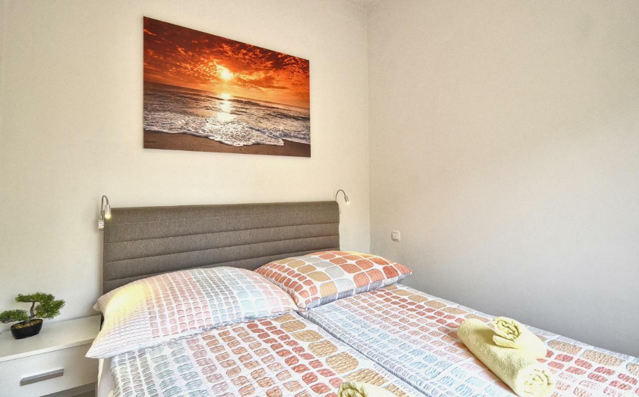 Apartments Picco Pula Exterior photo